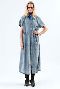 Lollys Laundry: Aliya Maxi L/S Dress - Washed Denim