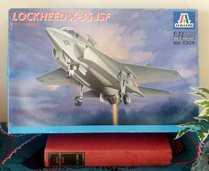 Model Kits: Model Kit: Italeri Lockheed X-35 JSF Aircraft