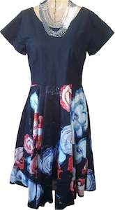 Planet Retro Originals: Huge Blooms Circle Audrey Dress - Planet Retro Original (XS & Small)