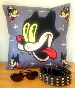 Kiwiana: Rascally Cat - Lu Lu Deluxe NZ - Cushion Cover