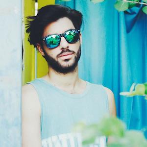 Sunglasses: Earl Wayfarer Style Mirrored Sunglasses