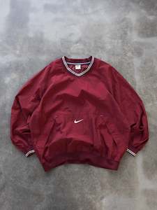 Earth Tones: Vintage Maroon Nike Windbreaker Sweatshirt (XL)
