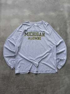 Vintage Tees: Vintage University of Michigan Alumni Long Sleeve (XL)