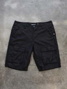 Vintage Black Ecko Unltd Cargo Shorts (W34)