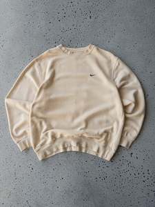 Vintage Nike Swoosh Cream Sweatshirt (L)
