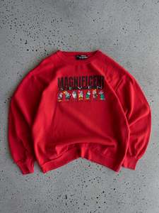 30 Off Birthday Sale: Vintage Magnificent Seven Dwarves Sweatshirt (L)