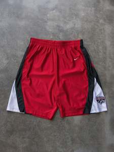 Vintage Sport And College: Vintage Nike New Mexico Lobos Basketball Shorts (M)