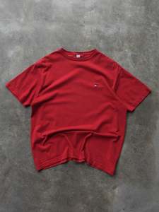 Vintage 00s Red Tommy Hilfiger Logo Tee (M)
