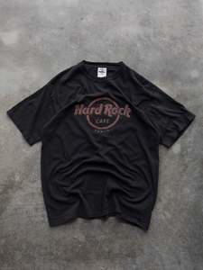 Hard Rock Cafe: Vintage Black Hard Rock Cafe Tokyo Tee (M)