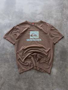 Surf And Skate: Vintage 00s Brown Quiksilver Graphic Tee (XL)