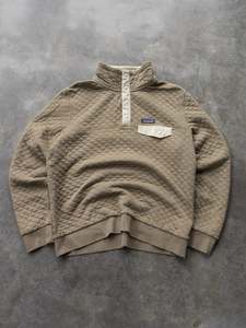 Patagonia: Vintage Tan Patagonia Quilted Snap-T Pullover Sweatshirt (Women's L)