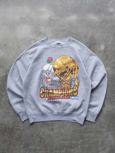 Sale: Vintage 1999 Wisconsin Rose Bowl Champions Sweatshirt (M)