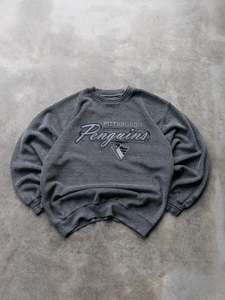 All Vintage2: Vintage Lee Sport Pittsburgh Penguins Sweatshirt (M)