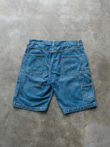 Carpenter Pants: Vintage Mid Wash Levi’s Denim Carpenter Shorts (W34)