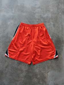 Earth Tones: Vintage 00s Orange Oregon State Beavers Basketball Shorts (L)