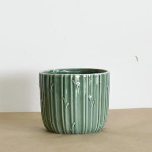 Ceramics: Organic Green ceramic 14cm Pot (Includes Shipping)