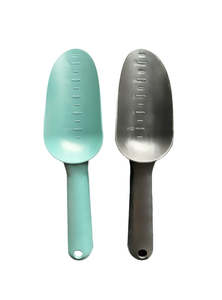 Accessories: Gardening Scoop