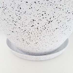 Pots And Planters: Nova Saucers