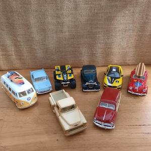 Vehicles: Die cast Classic Vehicle 132 Assorted