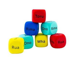 Numeracy: Te Reo Maori Number Dice - Koha Create