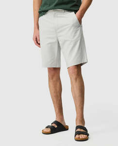 The Gunn 9 Short: The Gunn 9" Short - Oatmeal