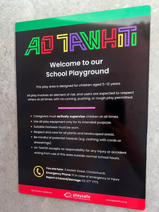 Playground Sign PLAYSAFE NZ