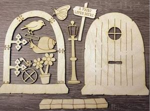 Fairies: Wooden 3D Fairy Door with Snail/Bird etc. Large 14.5cm