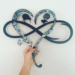 Animals Farming: Kiwiana Infinity Heart