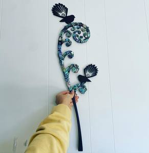 Kiwiana Art: Paua Fantail Fern Frond