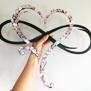 Pink Mussel Shell Infinity Heart