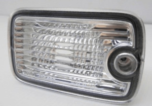 Front Bumper Lights: Clear front bumper signal indicator lights for 91-98 Nissan 180SX Silvia RPS13