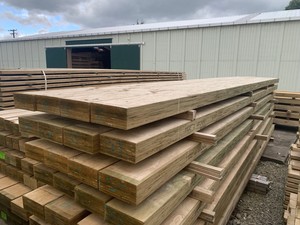 Beams: LVL Beam 6000x240x105mm H3.2 seconds