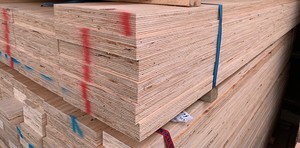 Laminated Veneer Lumber: LVL 2400x300x45mm UT seconds