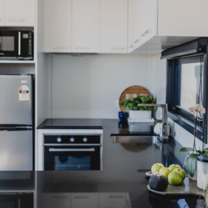 Products: Granny Flat NZ Podlife 6.2m x 3.1m Kitchen Studio Pod