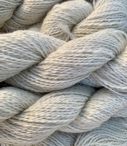Pōhatu Wool Skeins/Hanks