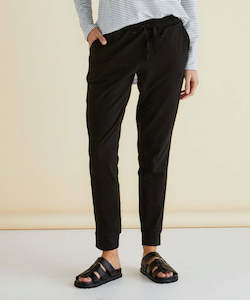 Womens Pants: Betty Basics Heidi Pant - Black