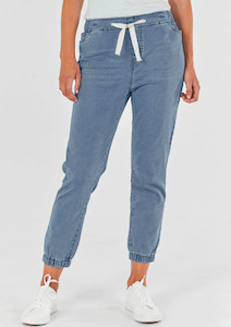 Betty Basics: Betty Basics Hampton Jogger - Powder Blue