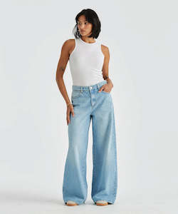 Wrangler Mid Stevie Relaxed Wide Jeans - Blue Velvet