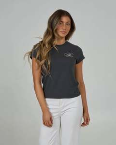 Salty Crew Sunrise Shell Modern Tee - Charcoal