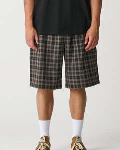 Men: XLARGE Baggy 91 Short - Green Check