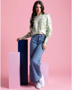 Women: Seeking Lola Charlie Top - Poetic Leaf