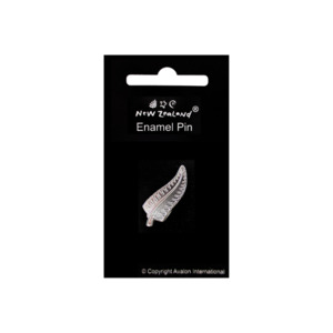 Silver fern pin