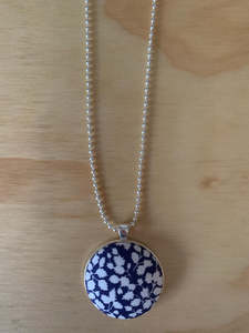 Giftware: Navy With White Fabric Necklace