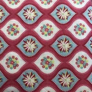 Paper Daisies: Paper Daisies - Blue/Pink