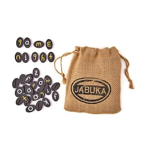 Games Puzzles: Jabuka Twisting Letter Word Game