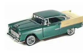 MotorMax Timeless Legends 1:24 - 1955 Chevy Bel Air Green & Cream