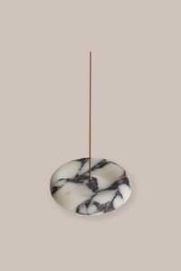 Frontpage: Tullio Incense Holder | Viola Marble