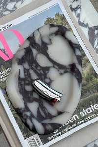 Frontpage: Luca Tray | Viola Marble