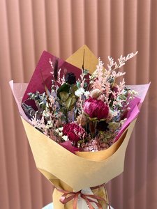 Products: Mother's Day: Rainbow dried Vase