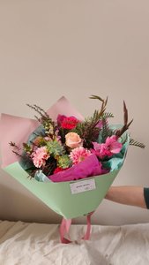 Products: Mother's Day: Zaria Wines + Florals